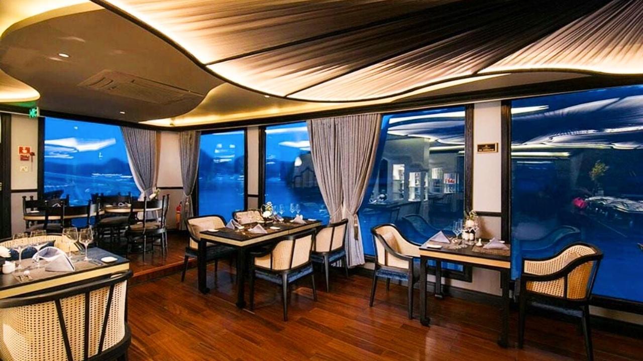 Hotel Lotus Elegance Cruise Ha Long Exteriér fotografie